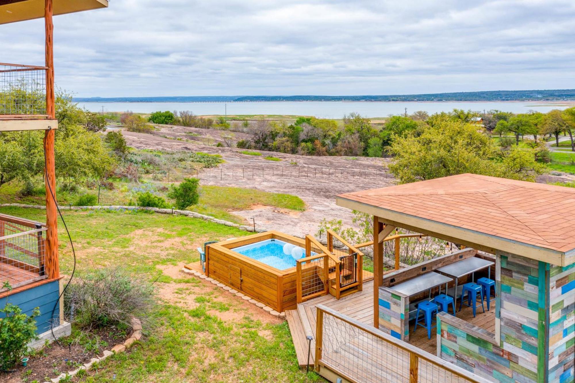 Lake Beach Access & Views, 5Kings! Buchanan Dam Екстериор снимка